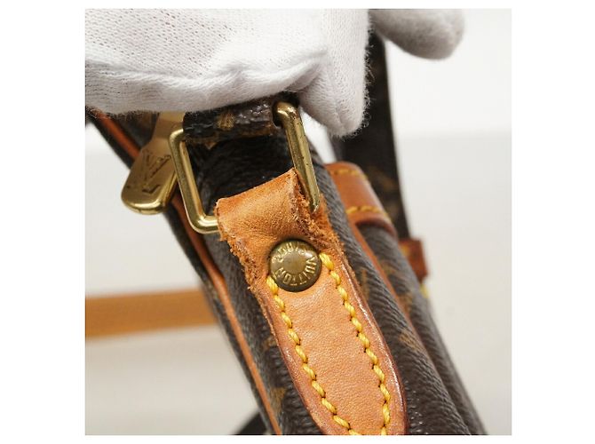 Bolsa de Ombro Louis Vuitton Monogram Danube - vista 8