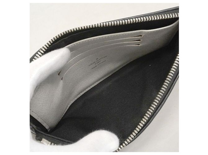 Louis Vuitton Taigarama Pochette Discovery PM Long Wallet - view 4