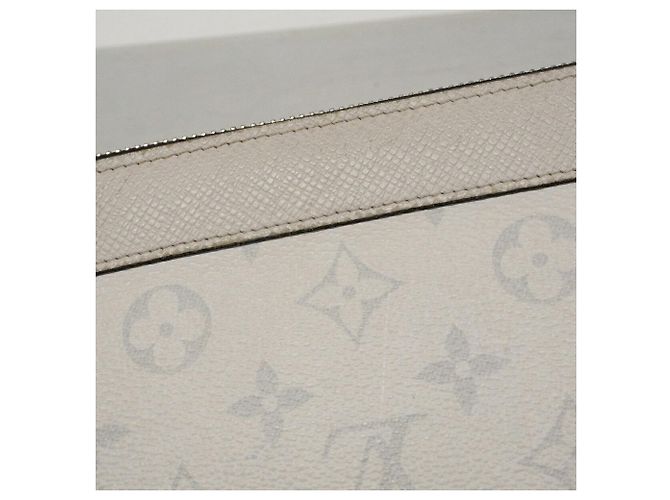 Louis Vuitton Taigarama Pochette Discovery PM Long Wallet - view 8