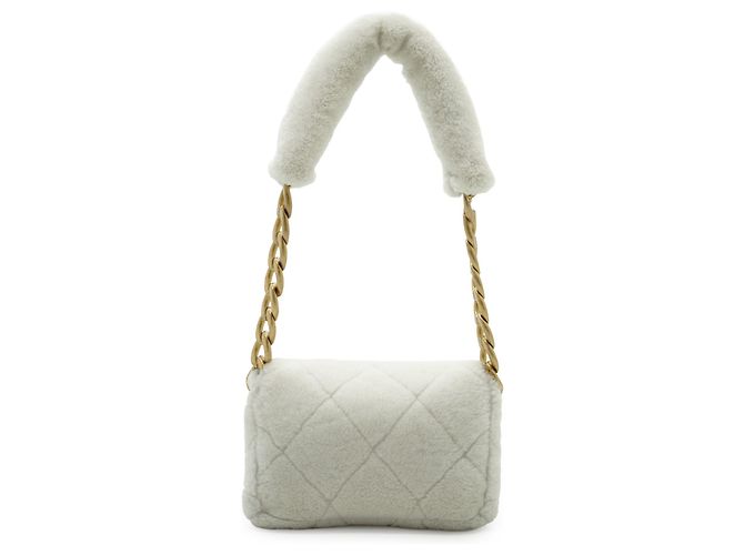 Chanel Bolsa de ombro com corrente e aba em shearling matelassê - vista 2