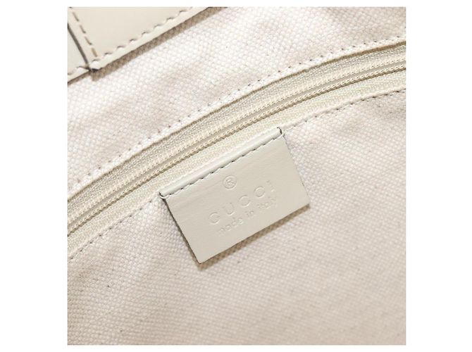 Gucci Sukey Top Handle GG Canvas Medium - vista 6