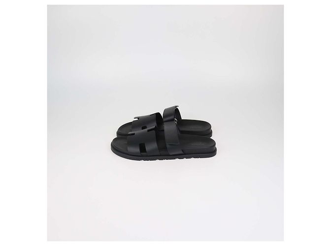 Hermès Hermes Chypre Sandalen aus schwarzem Leder - Ansicht 4