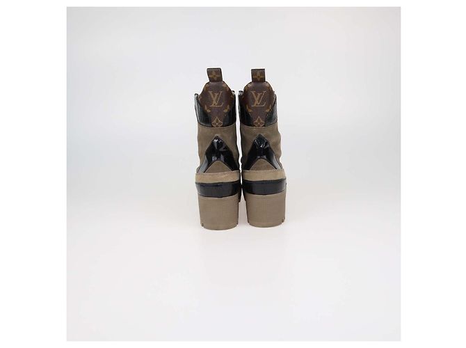 Louis Vuitton Multicolor Suede Monogram Canvas and Croc Embossed Leather Laureate Desert Boots - view 5