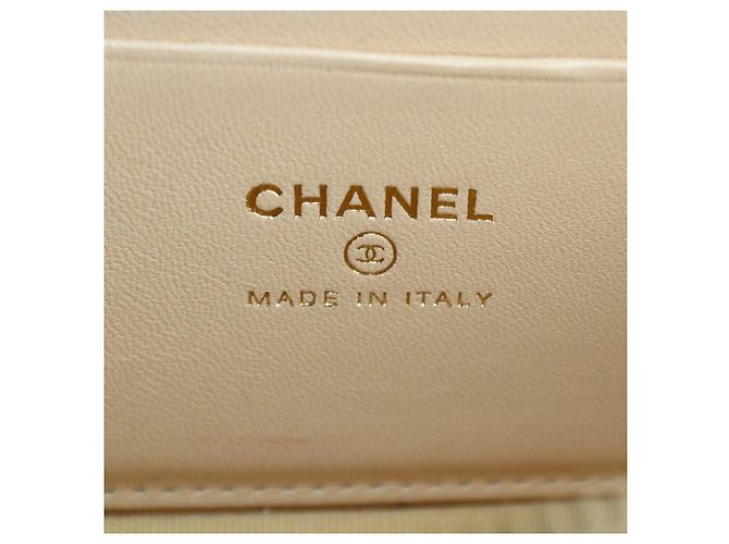 Beauty case Slim Vanity Case in rafia beige Chanel con catena - vista 4
