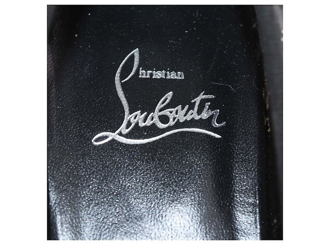 Ballerine in pelle nera con borchie Christian Louboutin - vista 6