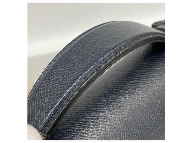 Borsa Louis Vuitton Taiga Vasili PM - vista 10