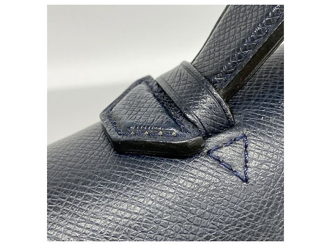 Borsa Louis Vuitton Taiga Vasili PM - vista 11