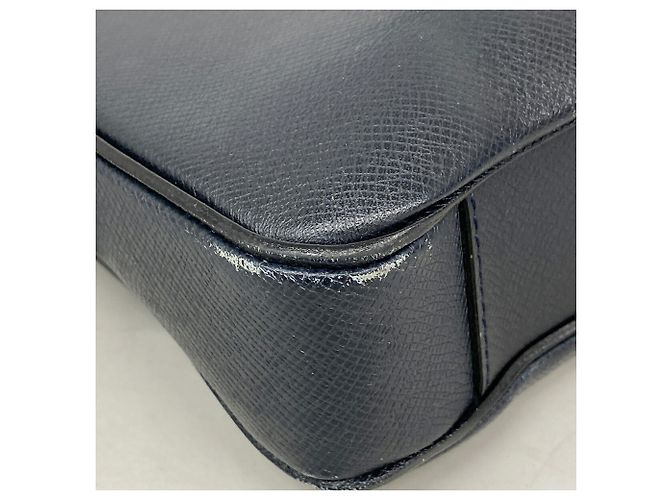 Borsa Louis Vuitton Taiga Vasili PM - vista 7