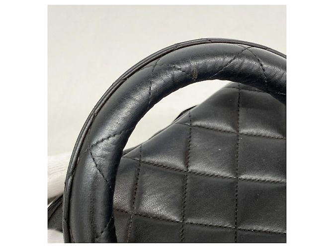 Chanel Black Matelassé Vanity Bag - Ansicht 10