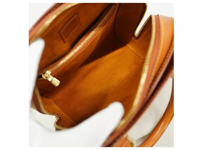 Borsa Louis Vuitton Epi Pont Neuf in Gold Cipango - vista 4
