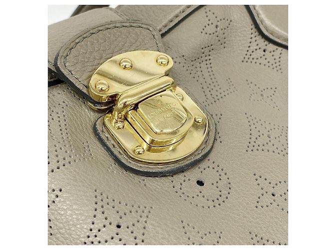 Bolso Louis Vuitton Mahina Seals PM - vista 9