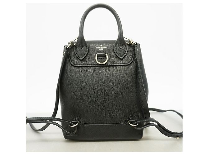 Mochila MINI Lockme de piel Taurillon Louis Vuitton - vista 11