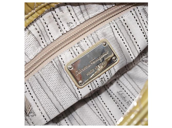 Salvatore Ferragamo Vala de piel charol - vista 6