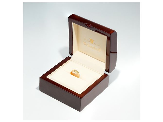 Anello Wellendorff Engelsschimmer Oro 750/18K 12,7 g Mis. 52 rotante Full Set - vista 7