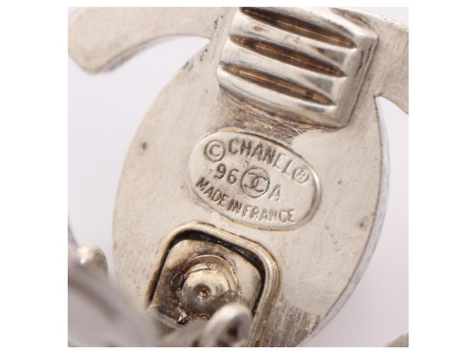 Orecchini a clip Chanel Coco Mark Turnlock Motif - vista 3
