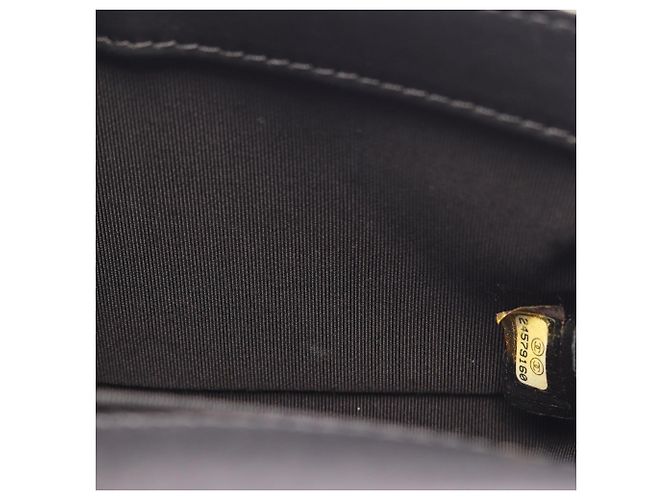 Chanel Boy Small Schultertasche aus schwarzem Lammleder - Ansicht 6
