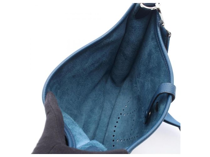 Hermès Hermes Evelyne 3 Trois PM Deep Blue Shoulder Bag - vue 3