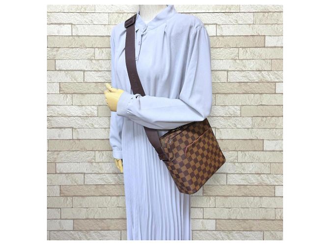 Bolso de hombro Louis Vuitton Olaf PM Damier - vista 2