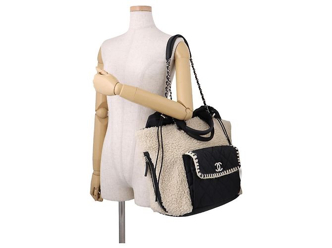 Bolso Tote Chanel Matelassé - vista 5