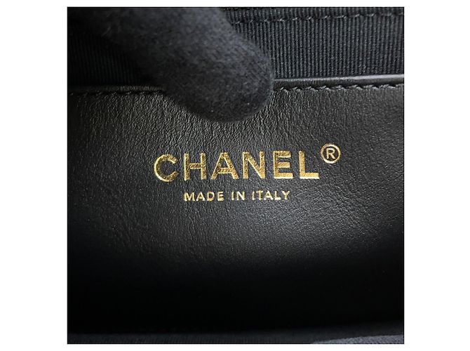 Bolso de hombro con cadena de cuero blanco Chanel - vista 17