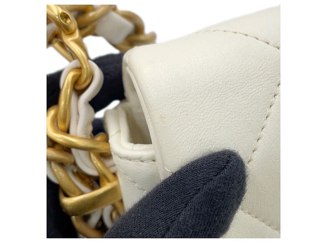 Bolso de hombro con cadena de cuero blanco Chanel - vista 6