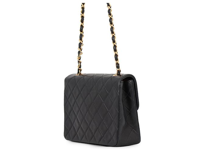 Borsa a tracolla Chanel in pelle nera con catena - vista 2