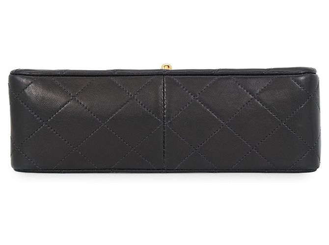 Borsa a tracolla Chanel in pelle nera con catena - vista 3