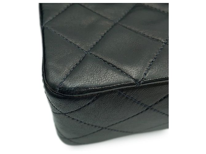 Borsa a tracolla Chanel in pelle nera con catena - vista 7