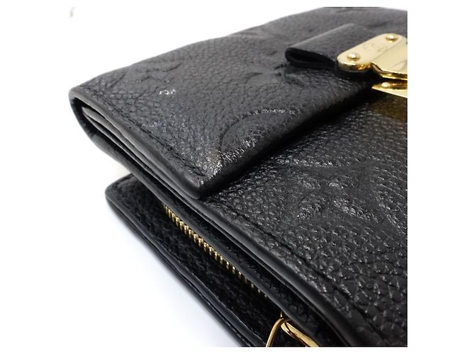 Portafoglio tri-fold Louis Vuitton Monogram Empreinte in Noir - vista 6