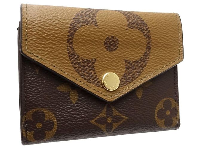 Portafoglio Tri-fold Louis Vuitton Monogram Giant Reverse - vista 3