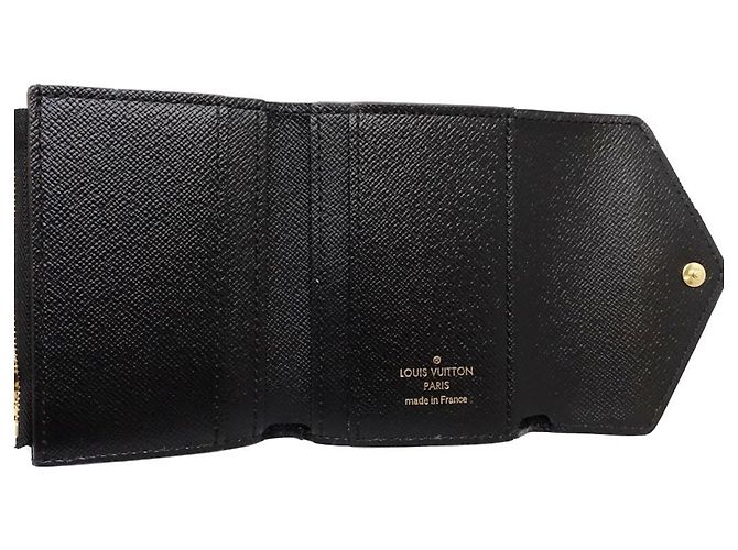 Portafoglio Tri-fold Louis Vuitton Monogram Giant Reverse - vista 5