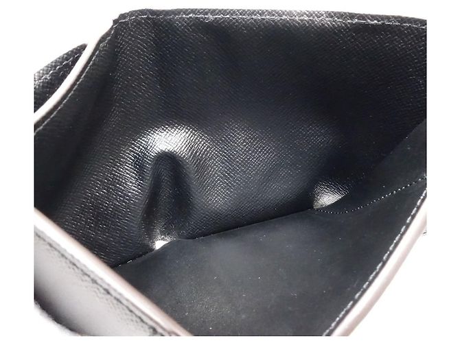 Portafoglio Tri-fold Louis Vuitton Monogram Giant Reverse - vista 8