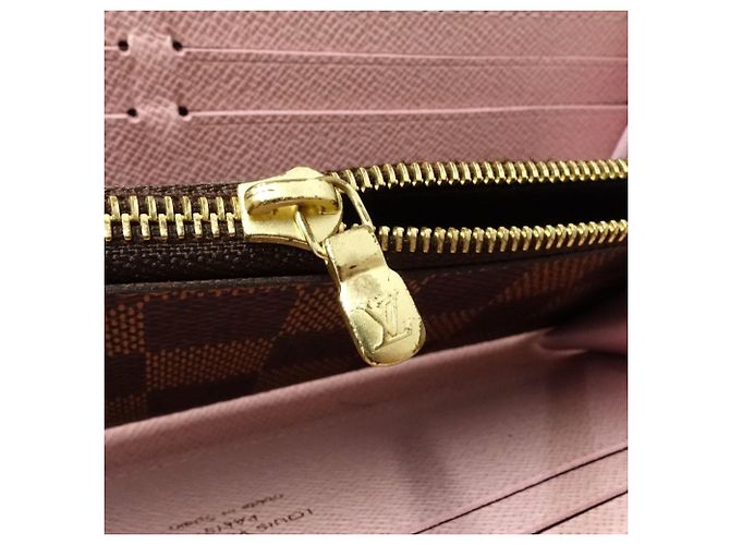 Louis Vuitton Damier Long Wallet - view 12