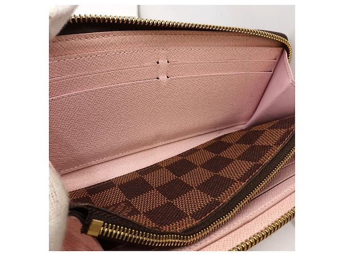 Louis Vuitton Damier Long Wallet - view 8