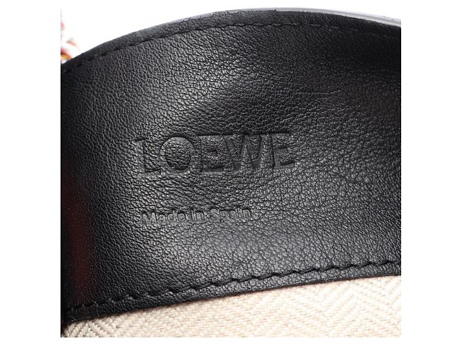 Loewe V Bucket 2-Way Schultertasche - Ansicht 4