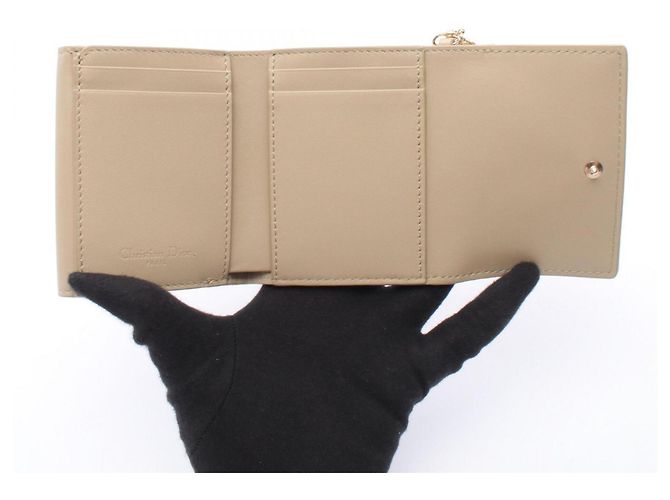 Cartera tri-fold Lady Cannage Christian Dior - vista 3