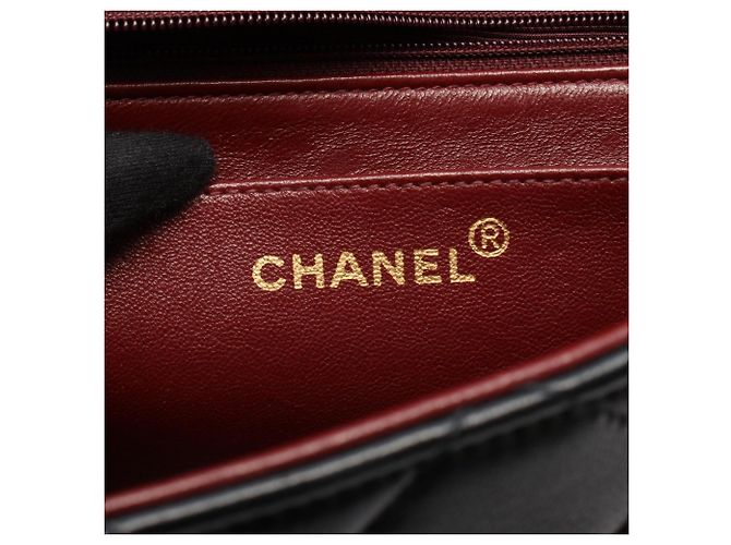 Chanel Matelassé Diana Flap Schultertasche - Ansicht 4