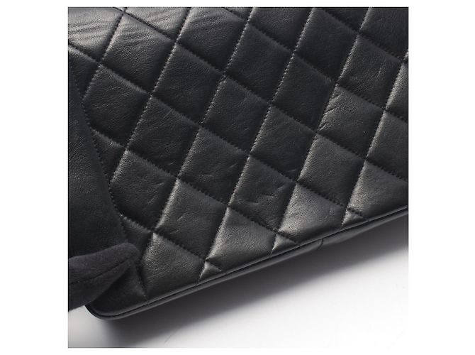 Chanel Matelassé Diana Flap Schultertasche - Ansicht 9