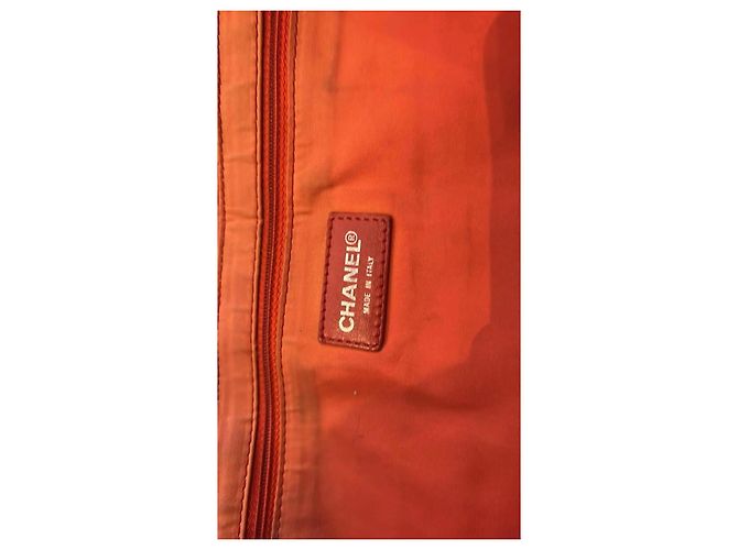 Chanel New Travel Line Shopper Rosso con certificato di autenticità - vista 6