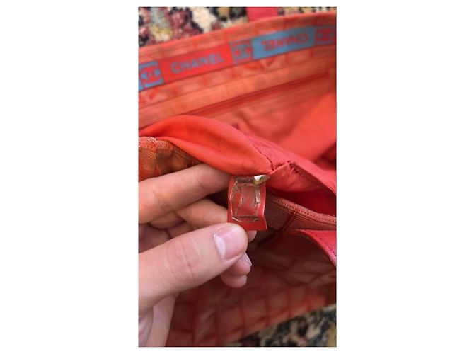 Chanel New Travel Line Shopper Rosso con certificato di autenticità - vista 8