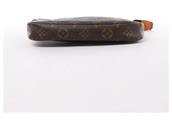 Louis Vuitton Pochette Accessoir Monogram Canvas Handbag in Brown M51980 - vista 6