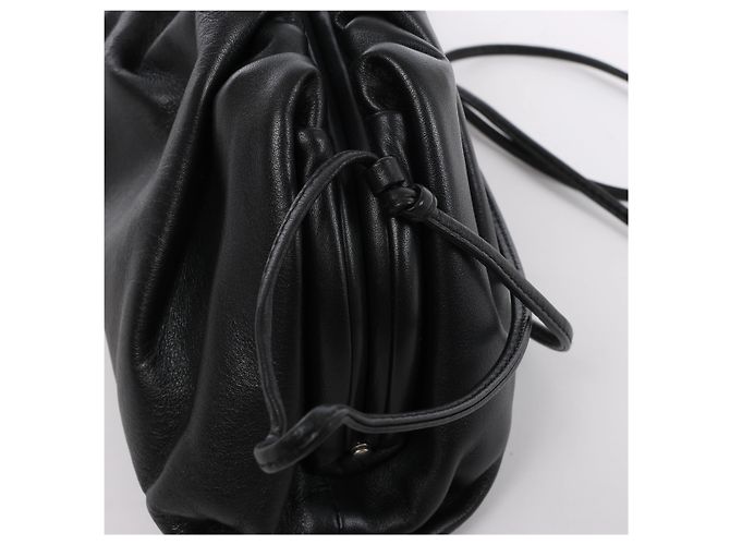 Bottega Veneta The Pouch Mini Borsa a tracolla in pelle Nero - vista 4