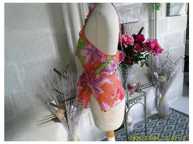 inconnue Top sin mangas Lulu H estampado floral naranja y violeta - vista 4