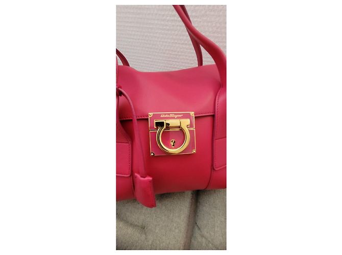 Gancini Borsa in pelle rosa Salvatore Ferragamo - vista 3