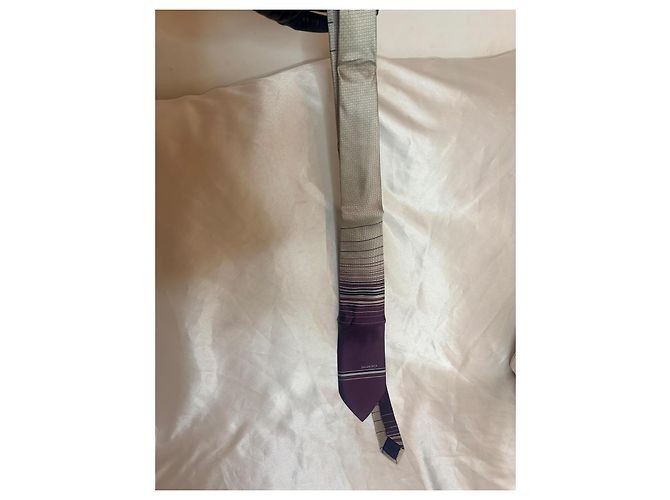 Gravata Balenciaga de seda roxa com riscas - vista 6
