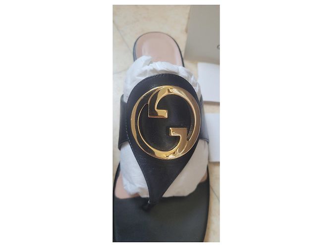 Sandali bassi Gucci Blondie in pelle nera - vista 3