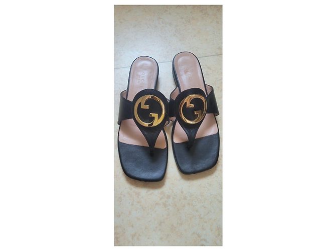Sandali bassi Gucci Blondie in pelle nera - vista 8