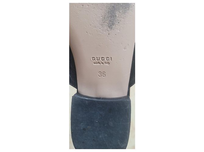Sandali bassi Gucci Blondie in pelle nera - vista 9
