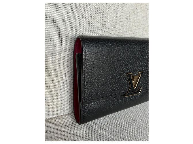 Capucines Portafoglio Louis Vuitton in pelle nera - vista 9