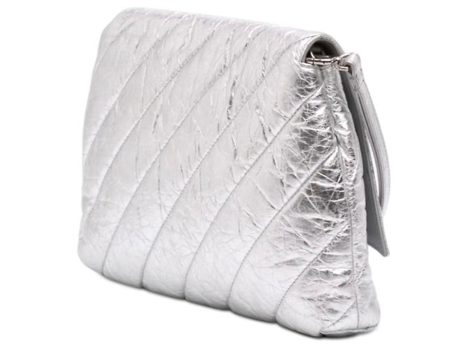 Balenciaga Silberne gesteppte Leder-Clutch - Ansicht 4